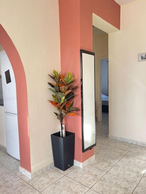 With A Luxurious Location Near The Sea Apartament *