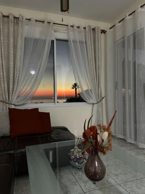 With A Luxurious Location Near The Sea Pafos